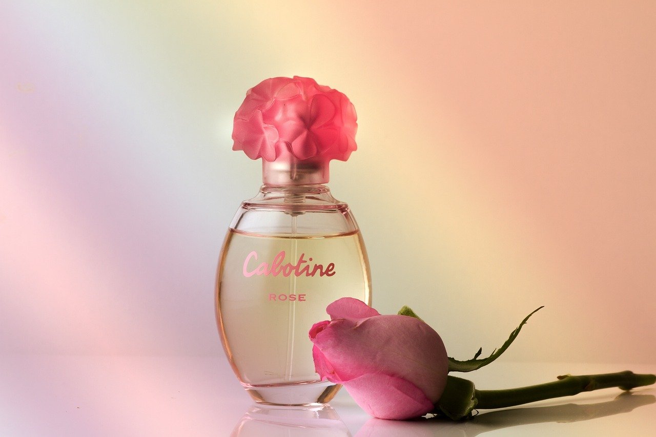 perfume-3220296_1280